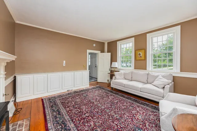 $695,000 | 38 Main Street, Hancock, NH 03449