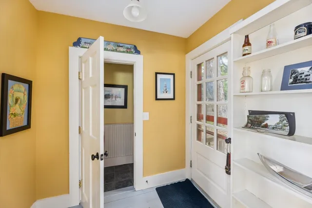 $695,000 | 38 Main Street, Hancock, NH 03449