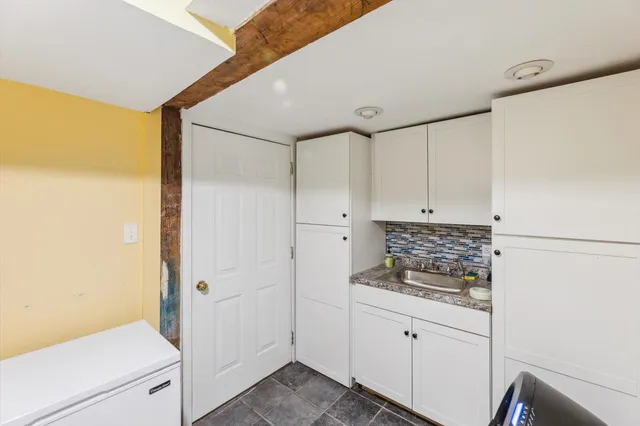 $695,000 | 38 Main Street, Hancock, NH 03449