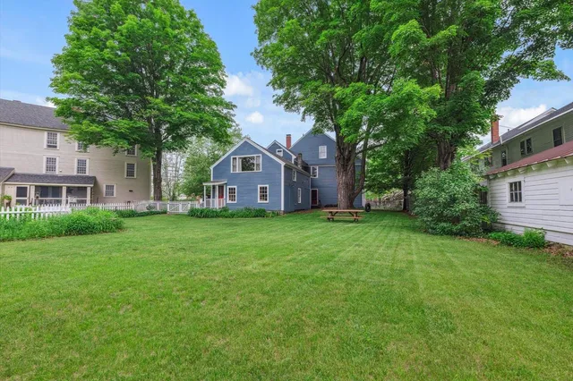 $695,000 | 38 Main Street, Hancock, NH 03449