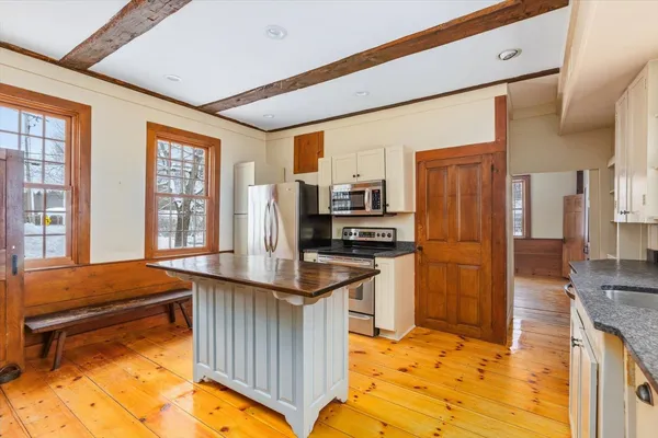 $599,000 | 38 Main Street, Hancock, NH 03449