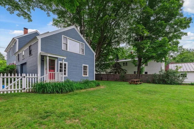 $695,000 | 38 Main Street, Hancock, NH 03449