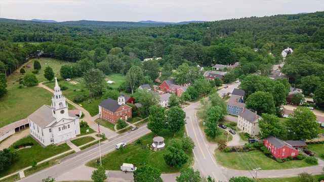 $695,000 | 38 Main Street, Hancock, NH 03449
