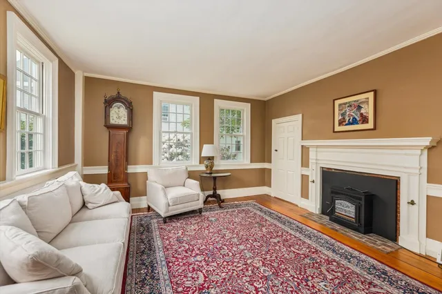 $695,000 | 38 Main Street, Hancock, NH 03449