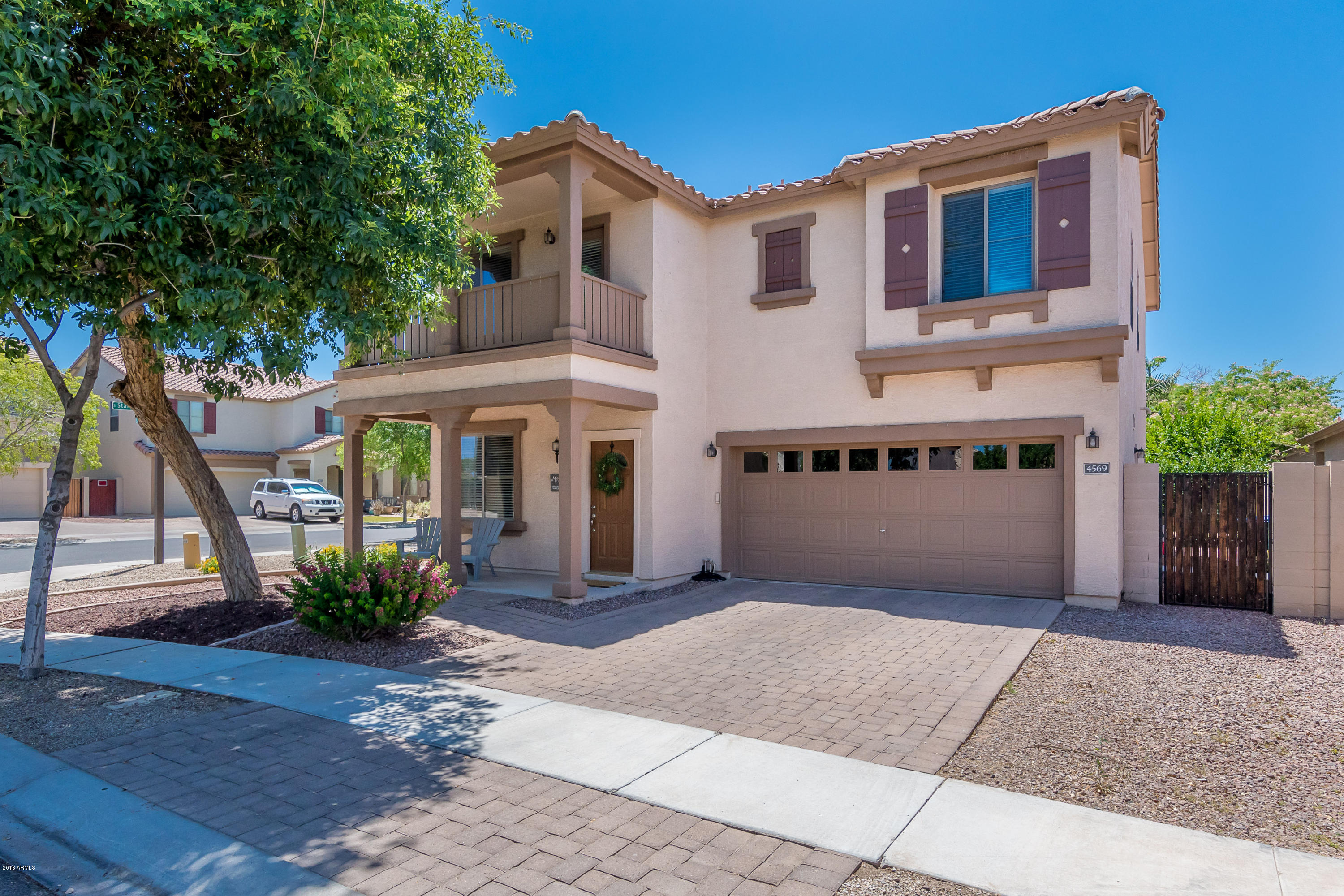 4569 East Del Rio Street Gilbert, AZ 85295 - Photo 1 of 35 4569 E Del Rio St - High Res-1