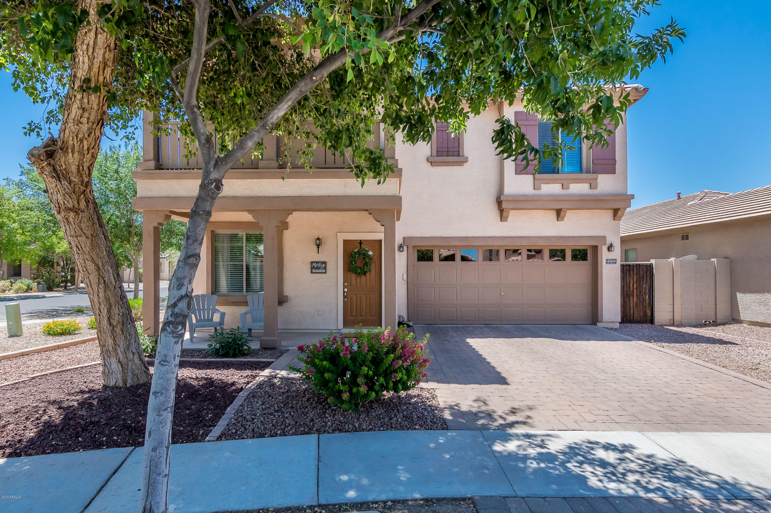 4569 East Del Rio Street Gilbert, AZ 85295 - Photo 3 of 35 4569 E Del Rio St - High Res-5