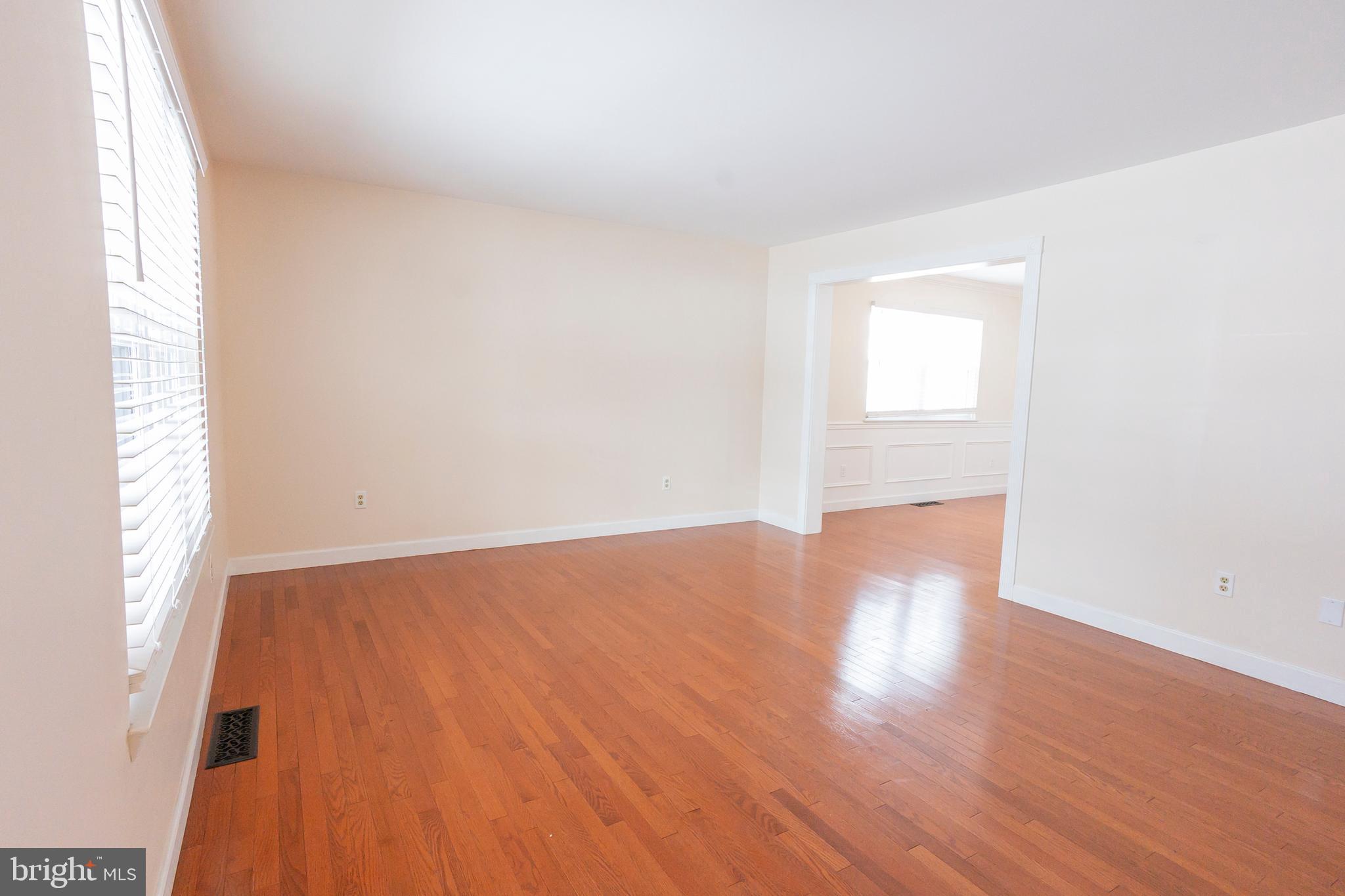 6 Overview Court Reading, PA 19607 - Photo 29 of 69 an empty room with wooden floor and windows