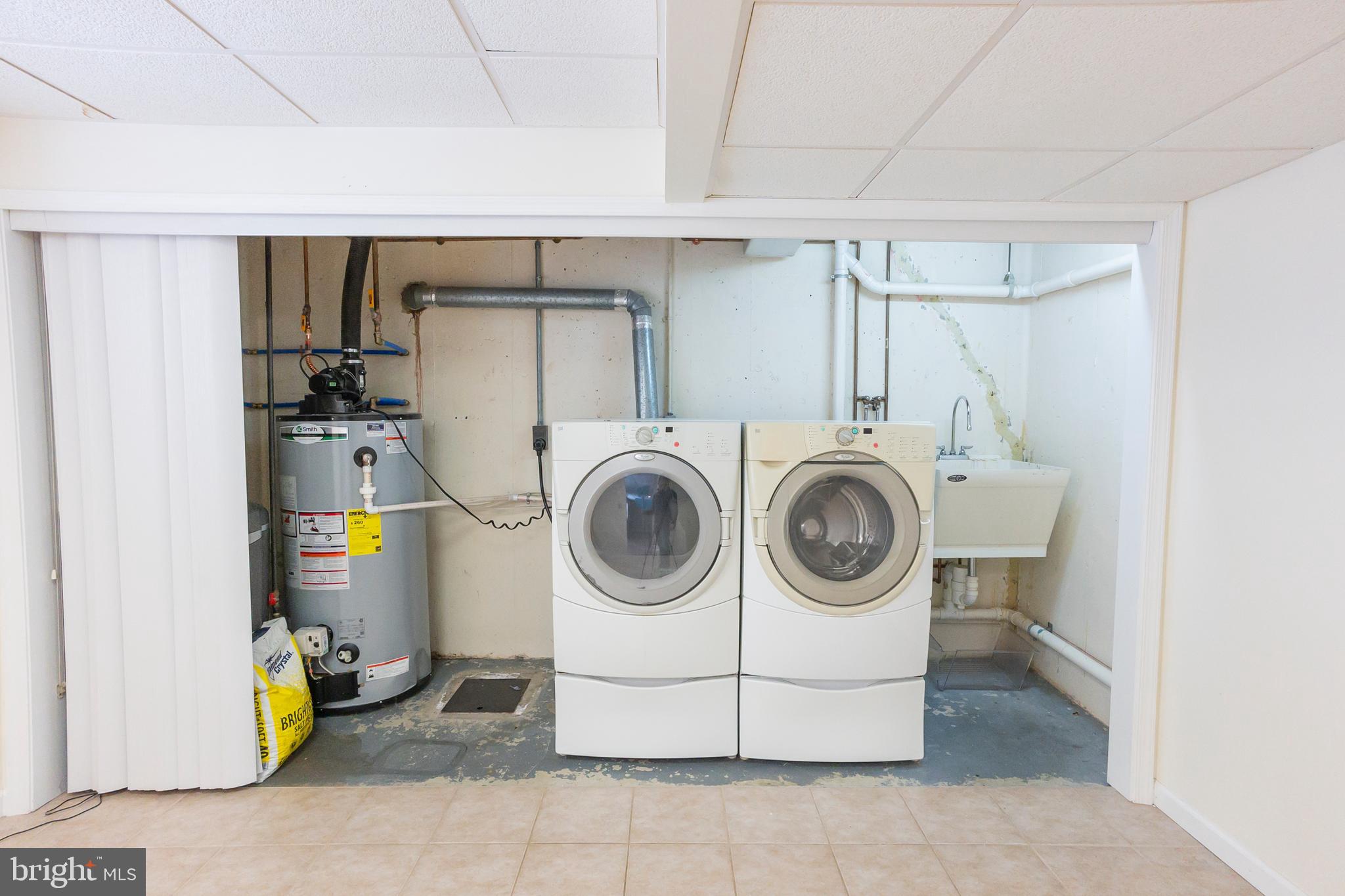 6 Overview Court Reading, PA 19607 - Photo 55 of 69 a utility room with dryer and washer