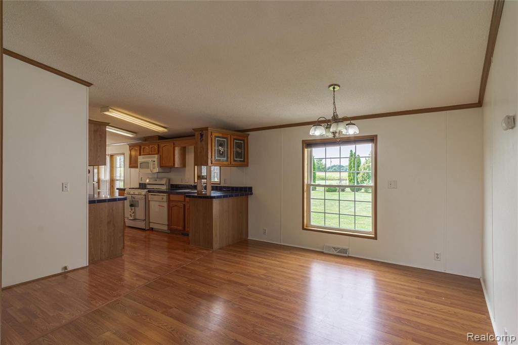 8114 Morrish Road Swartz Creek, MI 48473 - Photo 5 of 30 Gallery Image 5