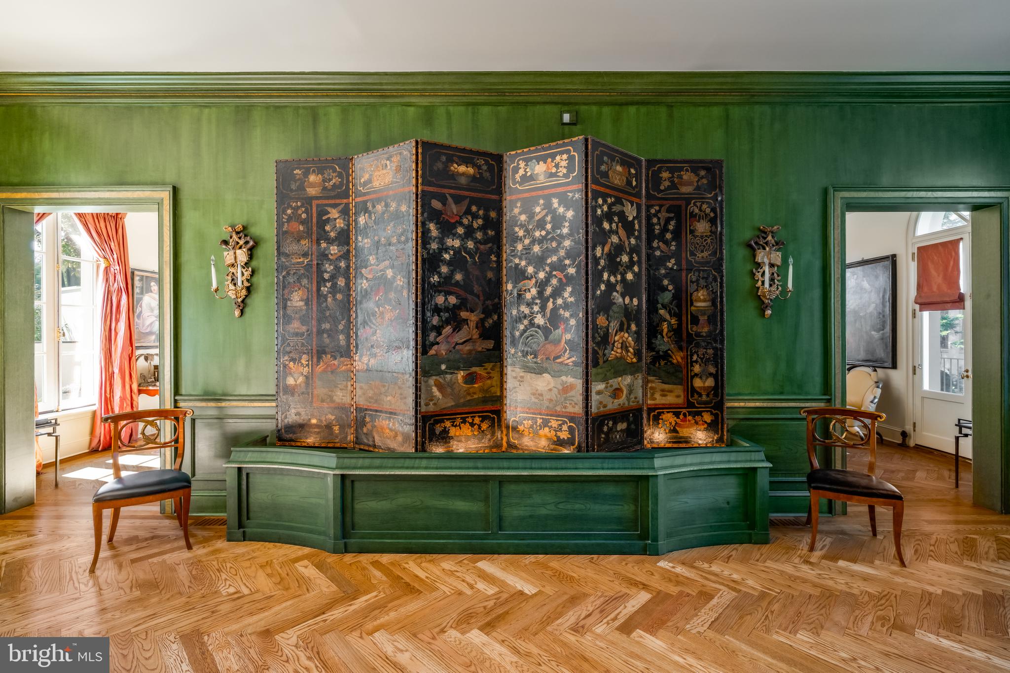 2740 Chain Bridge Road Northwest Washington, DC 20016 - Photo 7 of 50 a view of a bench sitting in back yard of a house
