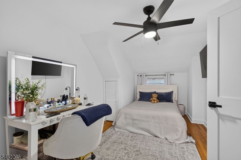 2160 Raritan Road Scotch Plains, NJ 07076 - Photo 19 of 33