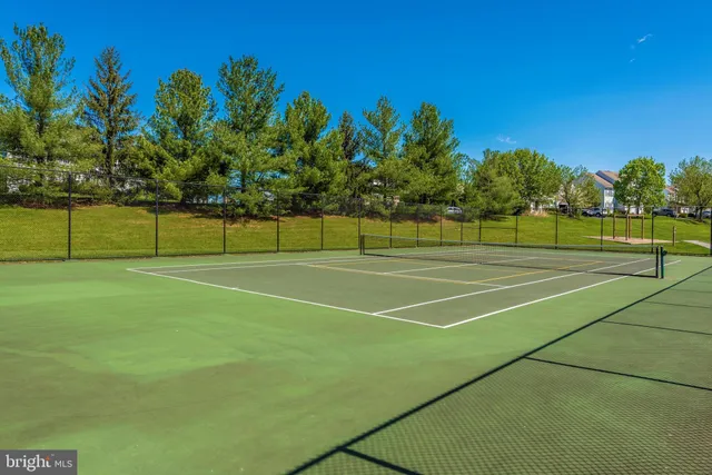 a view of a tennis court