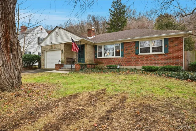 $249,900 | 933 Creek Rd Extension, Lewiston, NY 14092