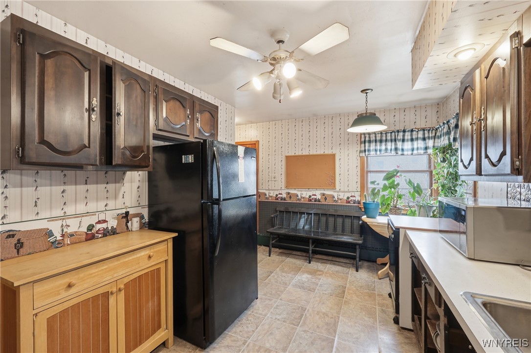 933 Creek Rd Extension Lewiston, NY 14092 - Photo 11 of 28