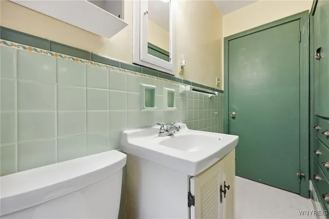 $249,900 | 933 Creek Rd Extension, Lewiston, NY 14092