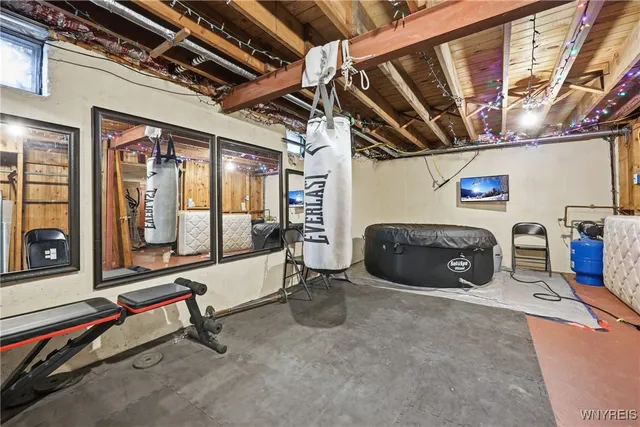 $249,900 | 933 Creek Rd Extension, Lewiston, NY 14092