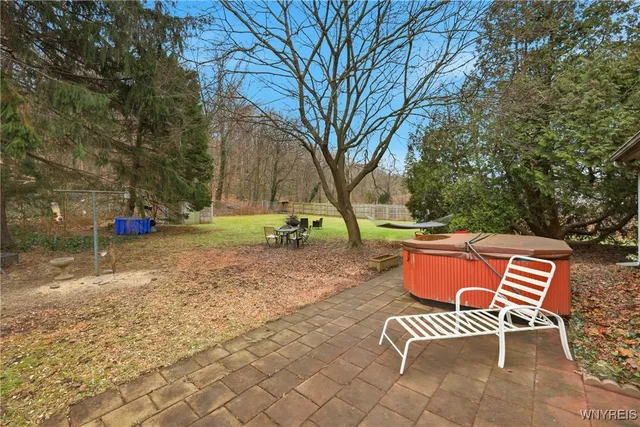 $249,900 | 933 Creek Rd Extension, Lewiston, NY 14092