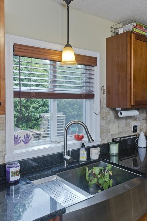 90 Nelson Circle West Springfield, MA 01089 - Photo 17 of 41 Gallery Image 17