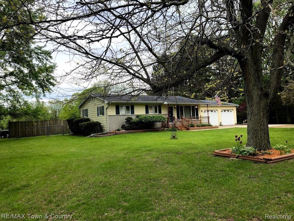 8138 Willard Road Millington, MI 48746 - Photo 1 of 38 IMG_2481.jpg