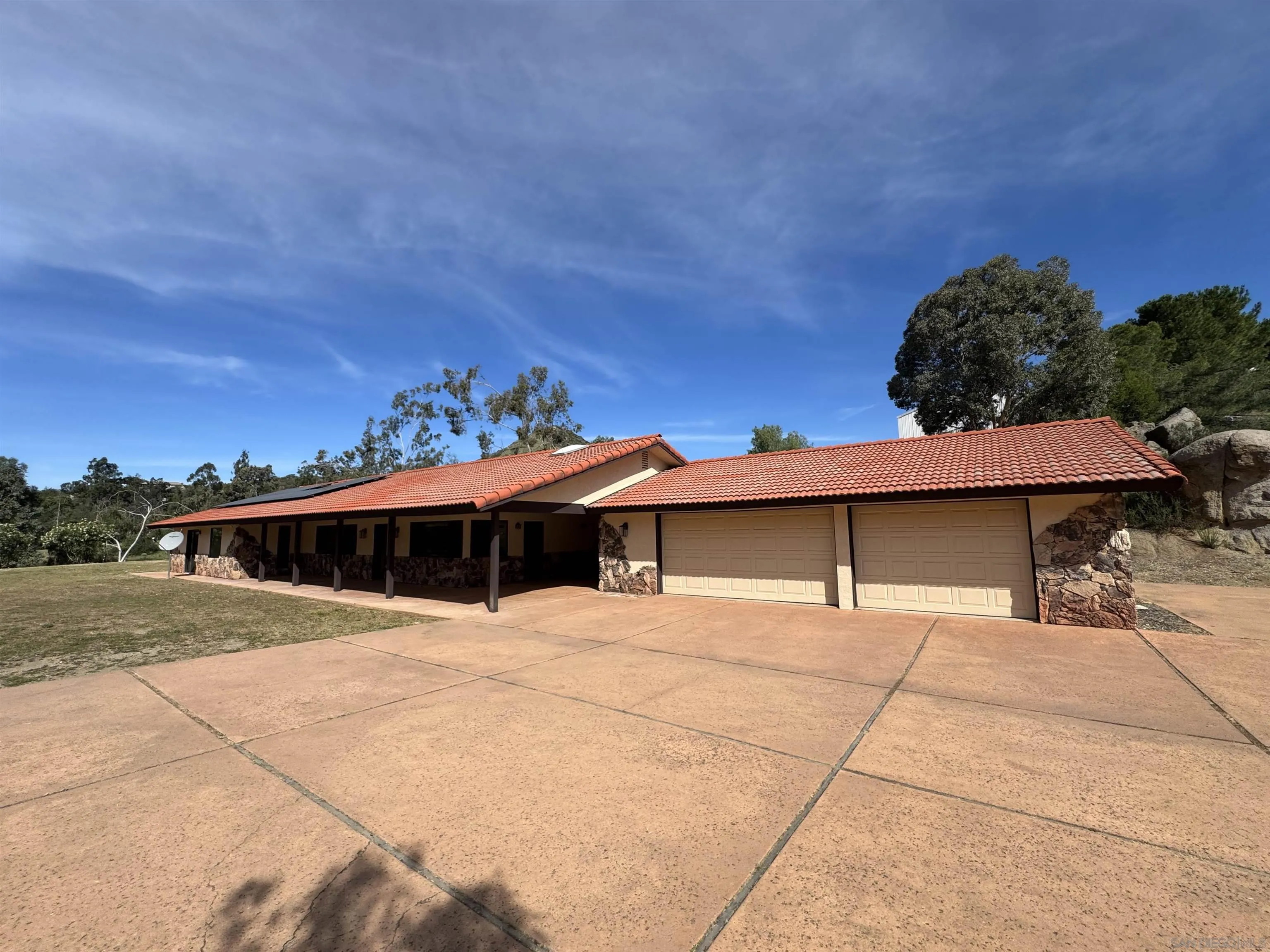 1394 Peutz Valley Road Alpine, CA 91901 - Photo 2 of 75 Gallery Image 2