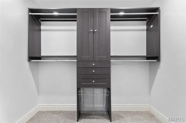 $399,900 | 208 Sugar Maple Circle, Farmington, MO 63640