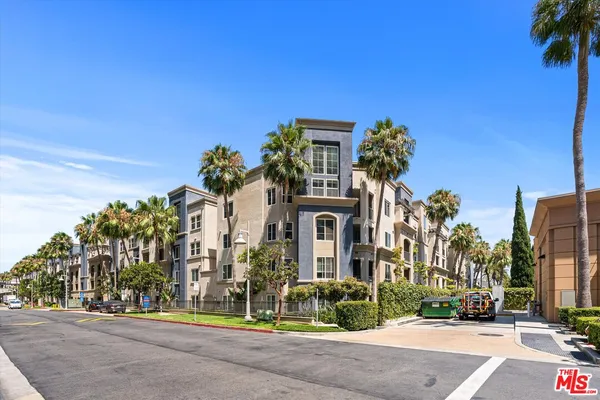 $2,800 | 2348 Scholarship, Irvine, CA 92612