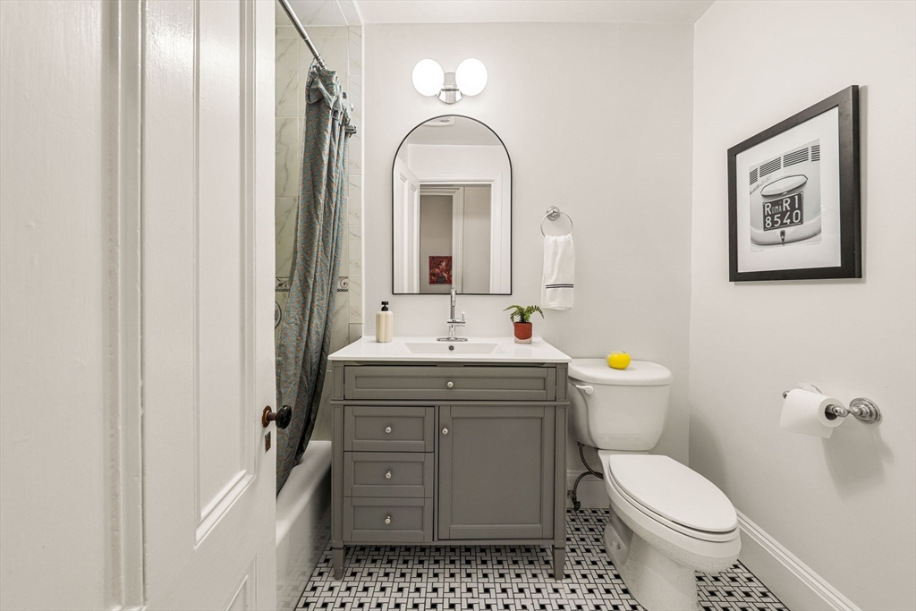 198 West Springfield Street, Unit 2 Boston, MA 02118 - Photo 9 of 16