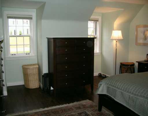 705 Valleyview Road Mt. Lebanon, PA 15243 - Photo 7 of 8 Master Bedroom.