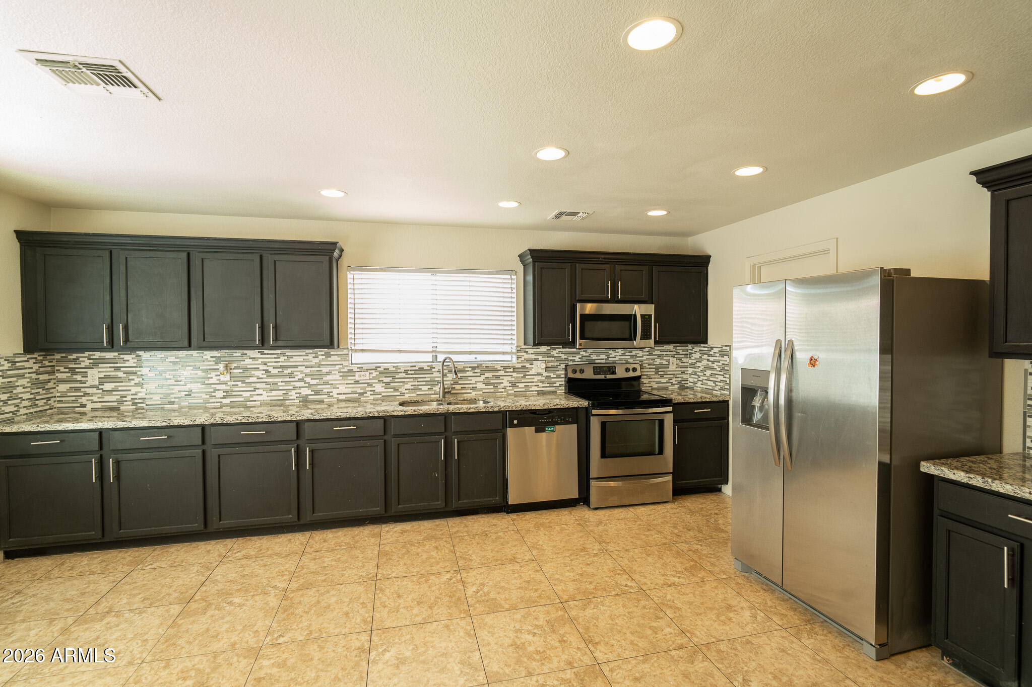 649 East Springfield Place Chandler, AZ 85286 - Photo 5 of 20 DSC02707