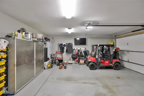 $485,000 | 6302 Huntington Place, Abilene, TX 79606