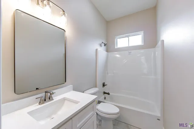 $530,000 | 1313 Rosedown Drive, Thibodaux, LA 70301