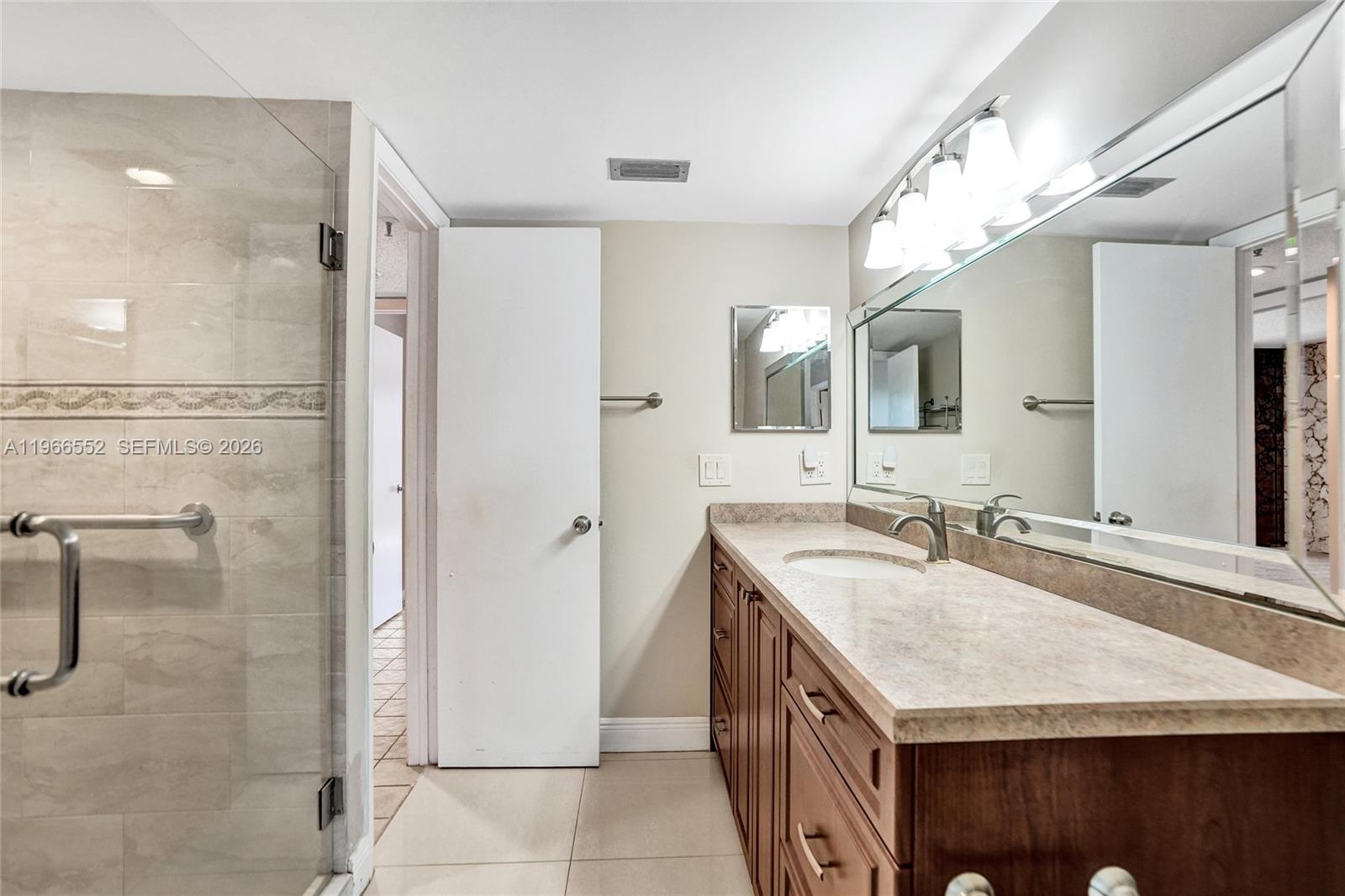 14475 Strathmore Lane, Unit 406 Delray Beach, FL 33446 - Photo 18 of 29