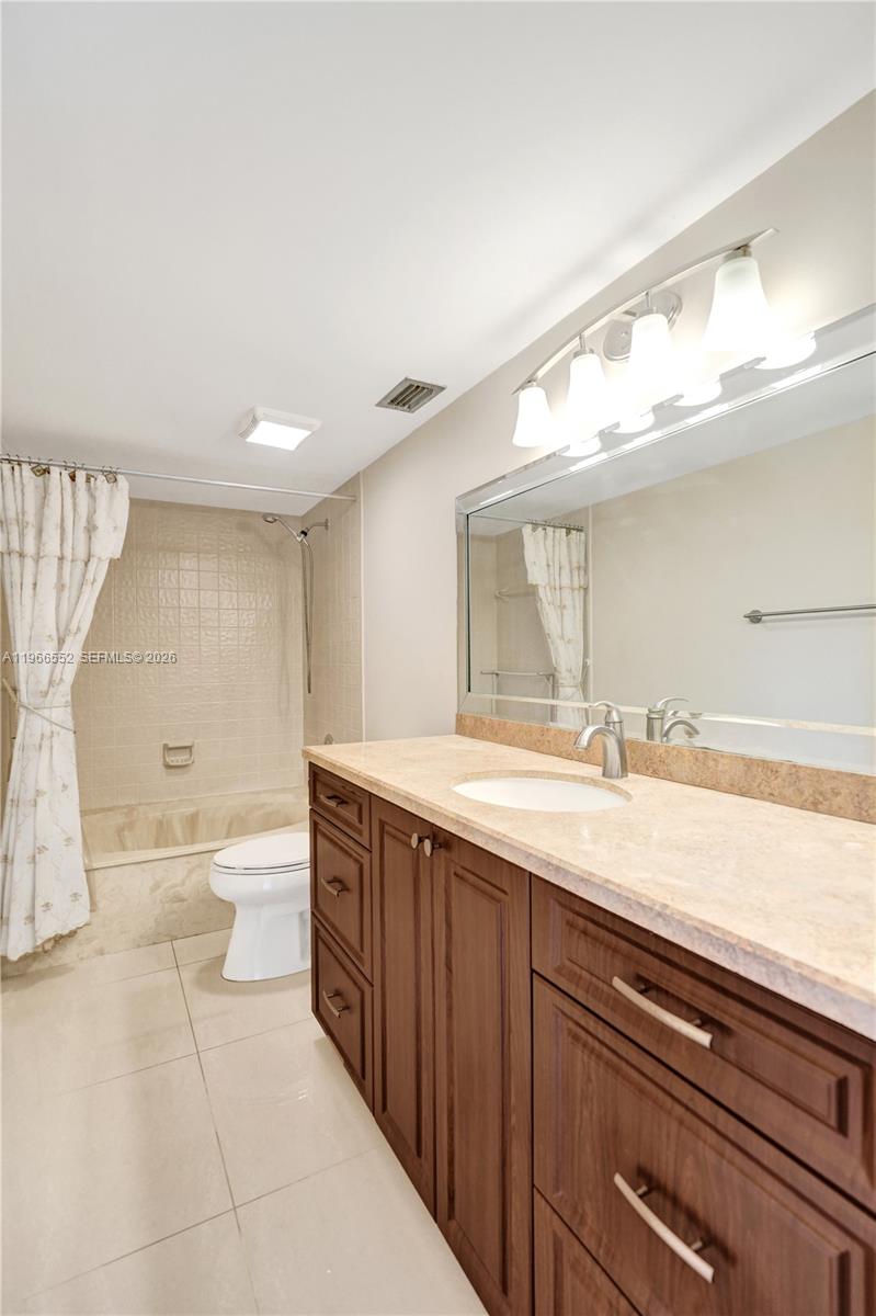 14475 Strathmore Lane, Unit 406 Delray Beach, FL 33446 - Photo 19 of 29