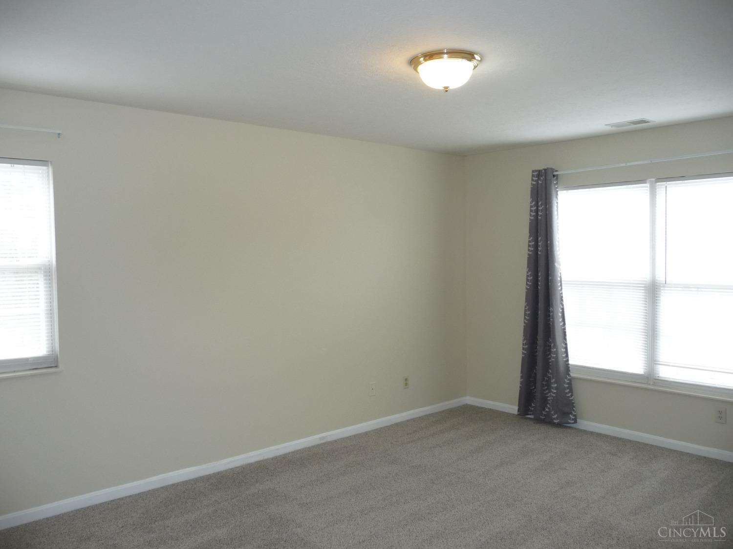 3705 Galbraith Road, Unit 60 Cincinnati, OH 45247 - Photo 19 of 28