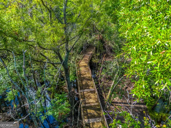 a view of a tennis court