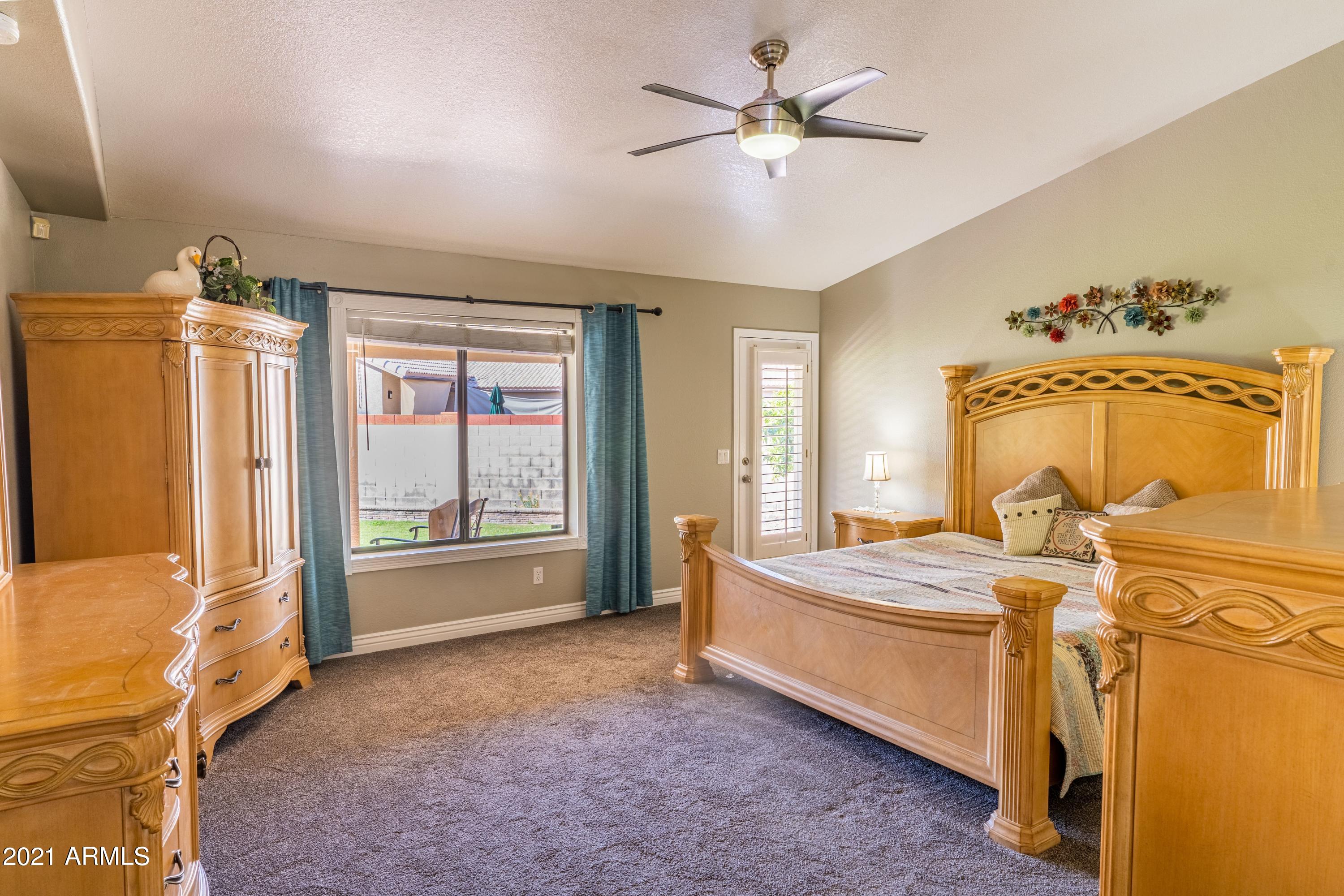 832 North Williams Circle Mesa, AZ 85203 - Photo 7 of 33 Master bedroom