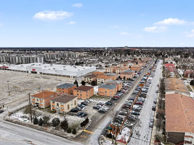 $1,200,000 | 9606 Golf Terrace, Des Plaines, IL 60016