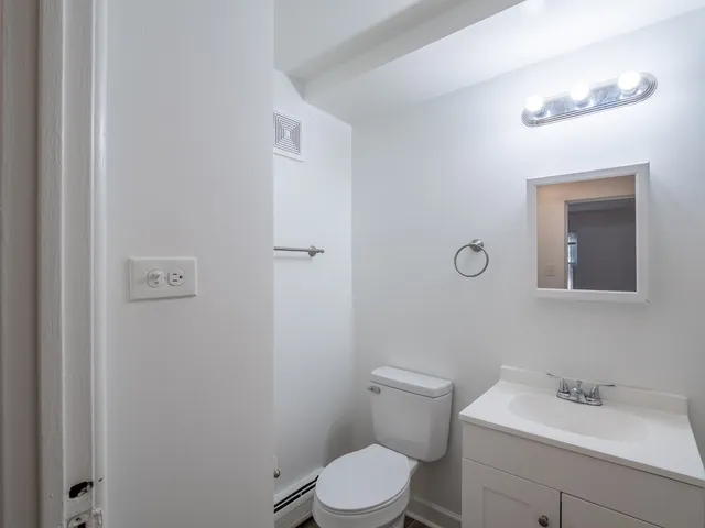 $1,200,000 | 9606 Golf Terrace, Des Plaines, IL 60016