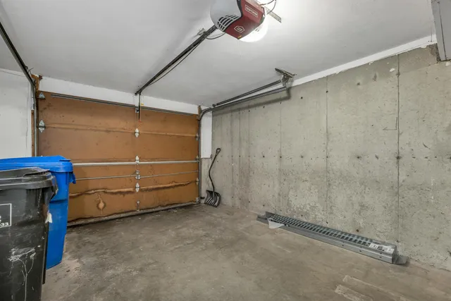 $429,900 | 4 Kingston Way, Unit A, Hudson, NH 03051