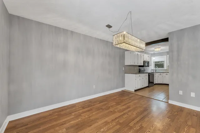 $429,900 | 4 Kingston Way, Unit A, Hudson, NH 03051