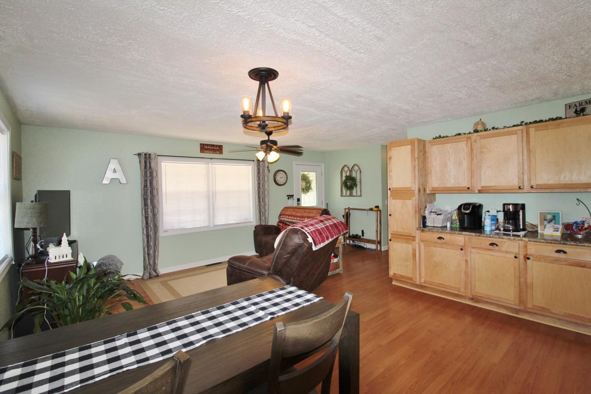 1170 Peakland Road Decatur, TN 37322 - Photo 6 of 38 IMG_3292 (Medium)
