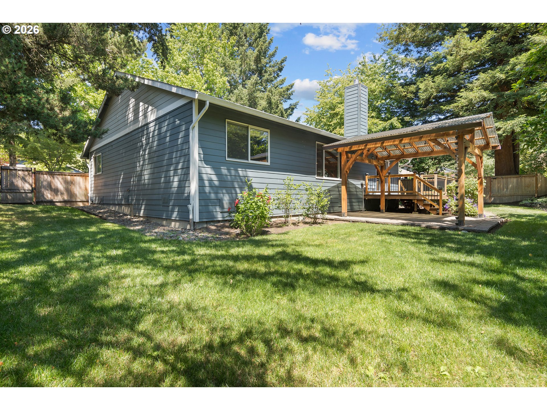 6422 Southwest Roundtree Court Portland, OR 97219 - Photo 37 of 37 Backyard