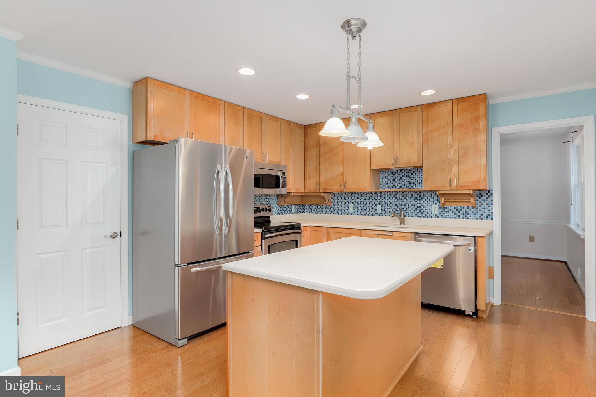3716 Russell Road Woodbridge, VA 22192 - Photo 13 of 53 Gallery Image 13