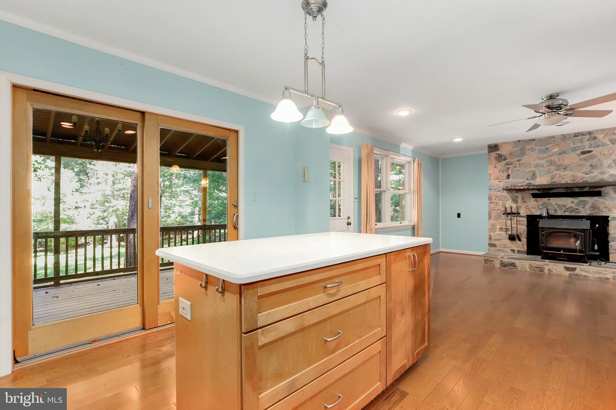 3716 Russell Road Woodbridge, VA 22192 - Photo 17 of 53 Gallery Image 17