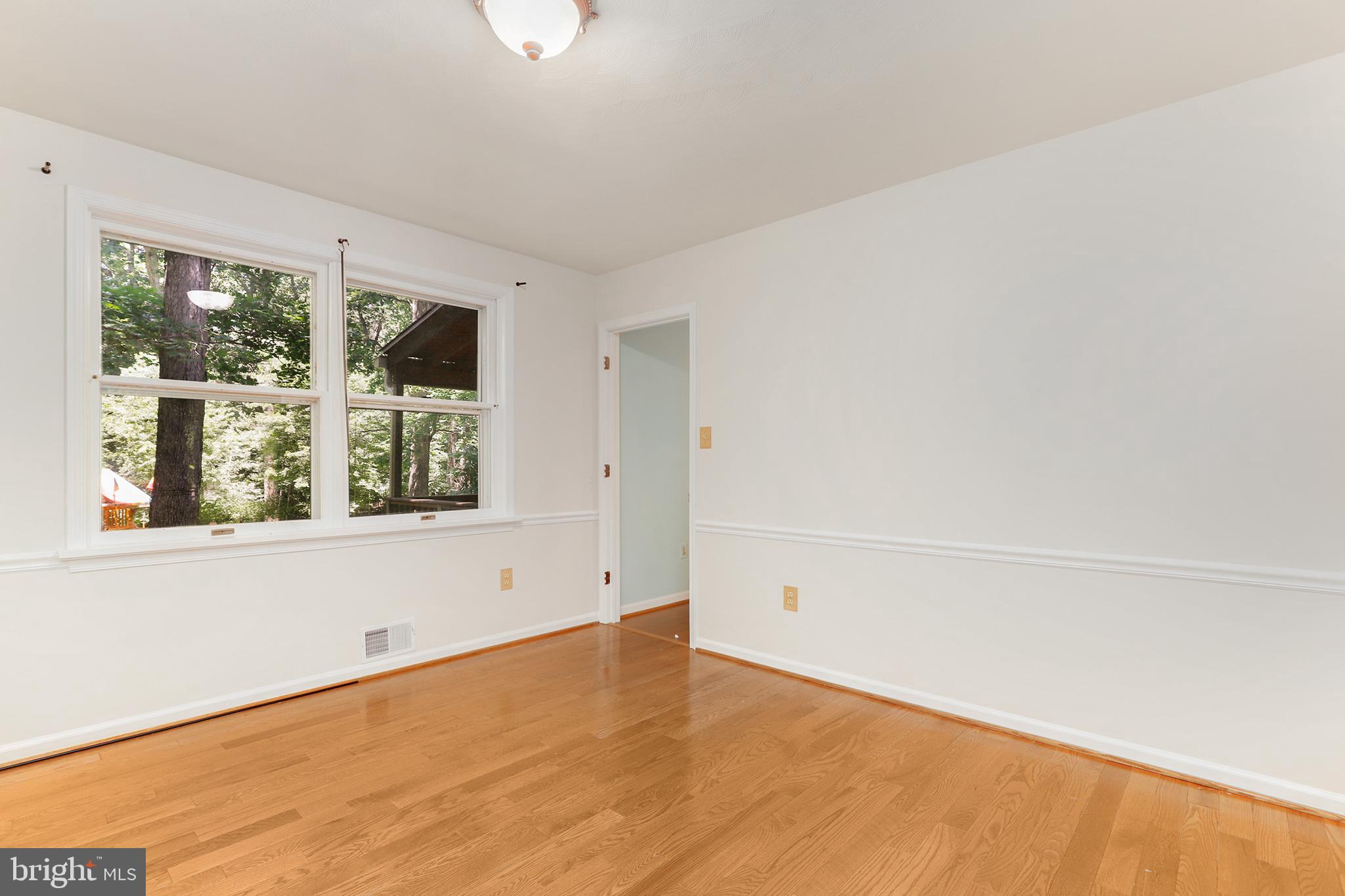 3716 Russell Road Woodbridge, VA 22192 - Photo 27 of 53 Gallery Image 27