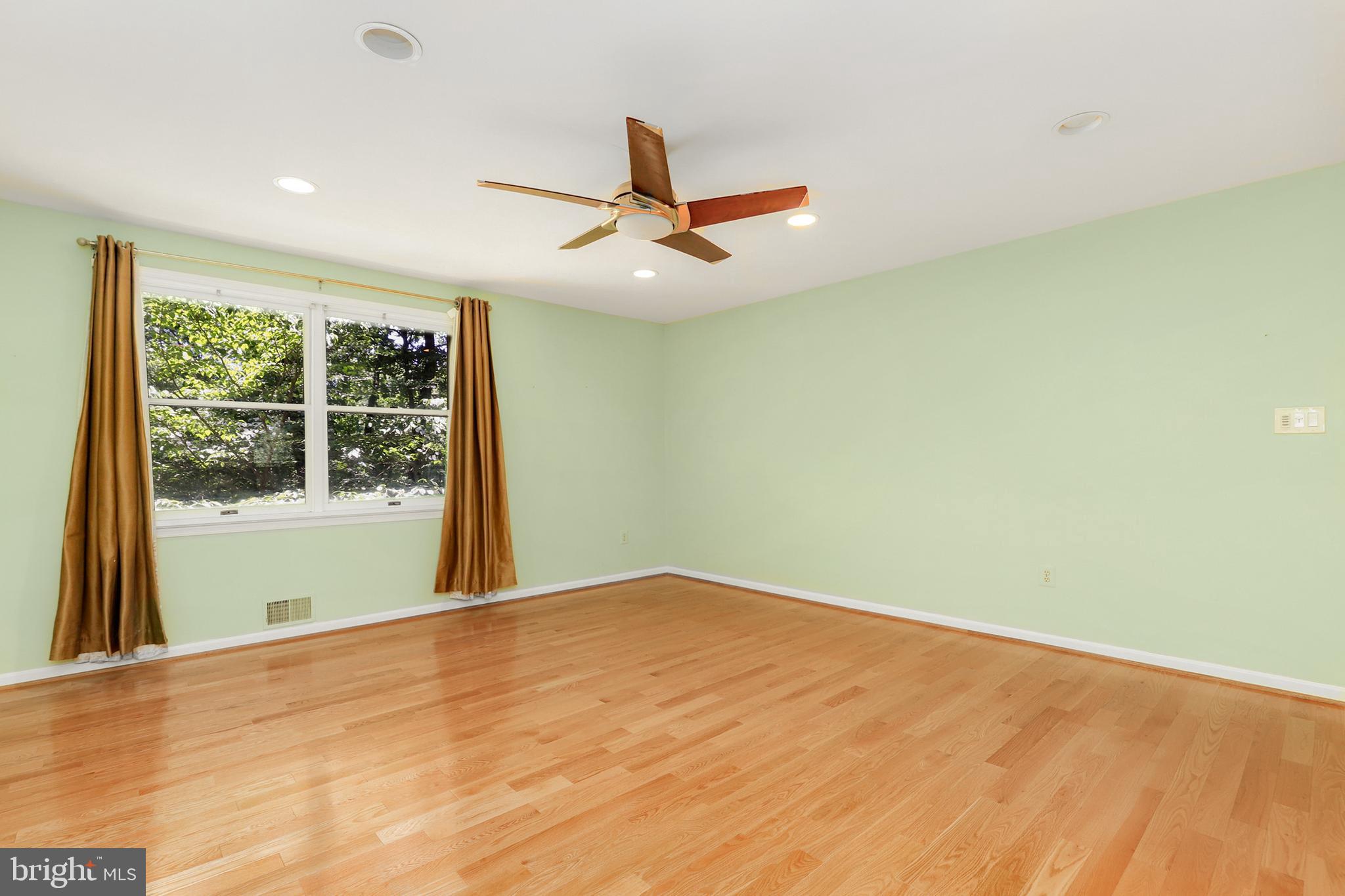 3716 Russell Road Woodbridge, VA 22192 - Photo 31 of 53 Gallery Image 31