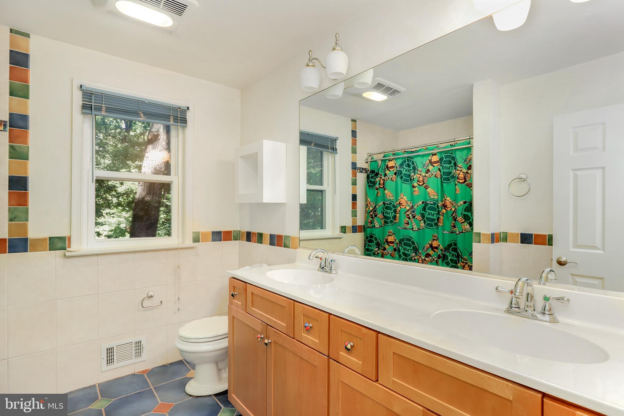 3716 Russell Road Woodbridge, VA 22192 - Photo 35 of 53 Gallery Image 35