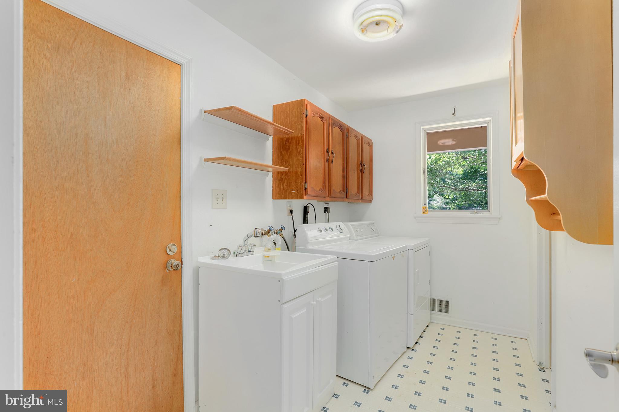 3716 Russell Road Woodbridge, VA 22192 - Photo 42 of 53 Gallery Image 42
