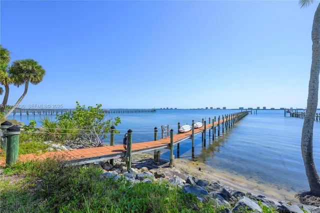 $1,749,000 | 13549 South Indian River Drive, Jensen Beach, FL 34957