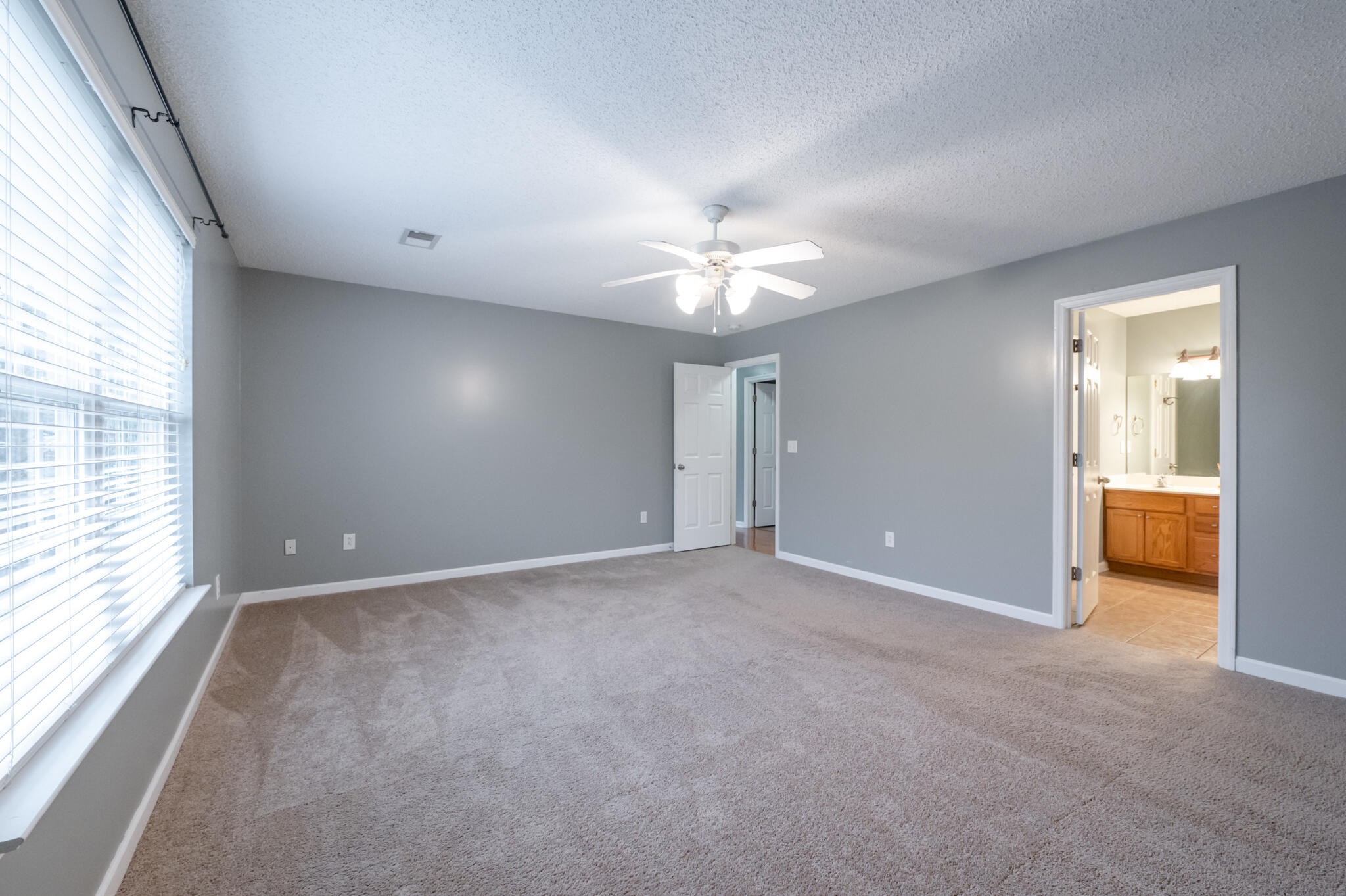 856 Altamont Road Chattanooga, TN 37415 - Photo 4 of 9 Gallery Image 4